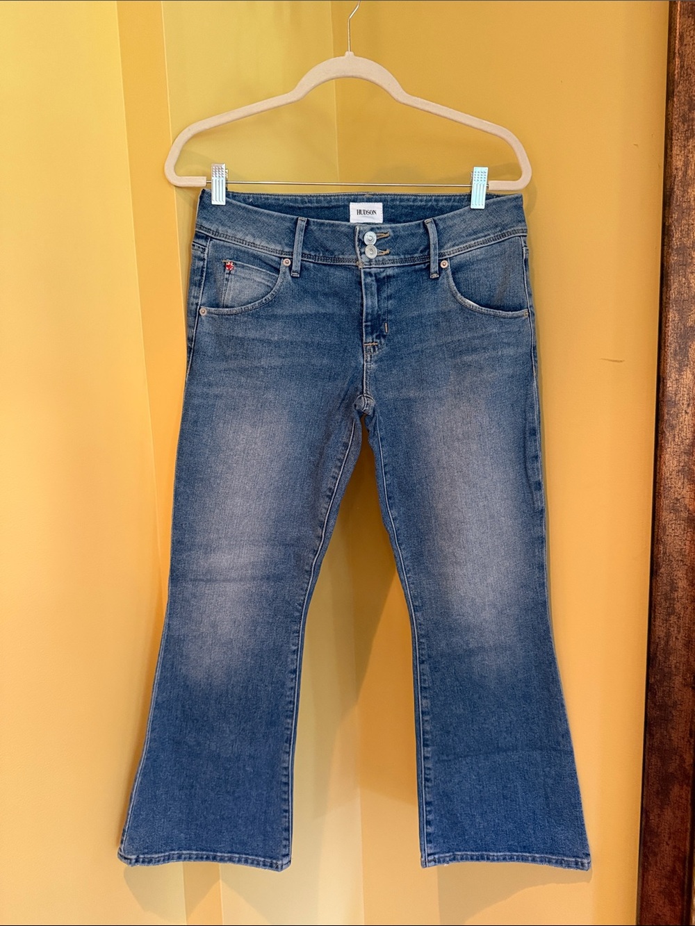 Hudson Jeans Women's Flare Jeans in Medium Blue Wash